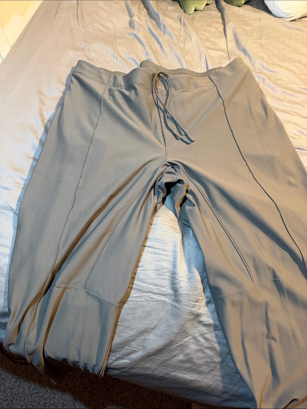 lululemon athletica Men's Taupe Drawstring Sweatpants